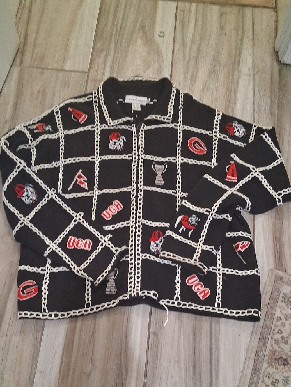 Black University of Georgia Chain-Pattern Zip Cardigan